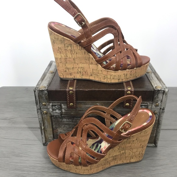 Madden girl wedged sandal 7.5 - Picture 12 of 12